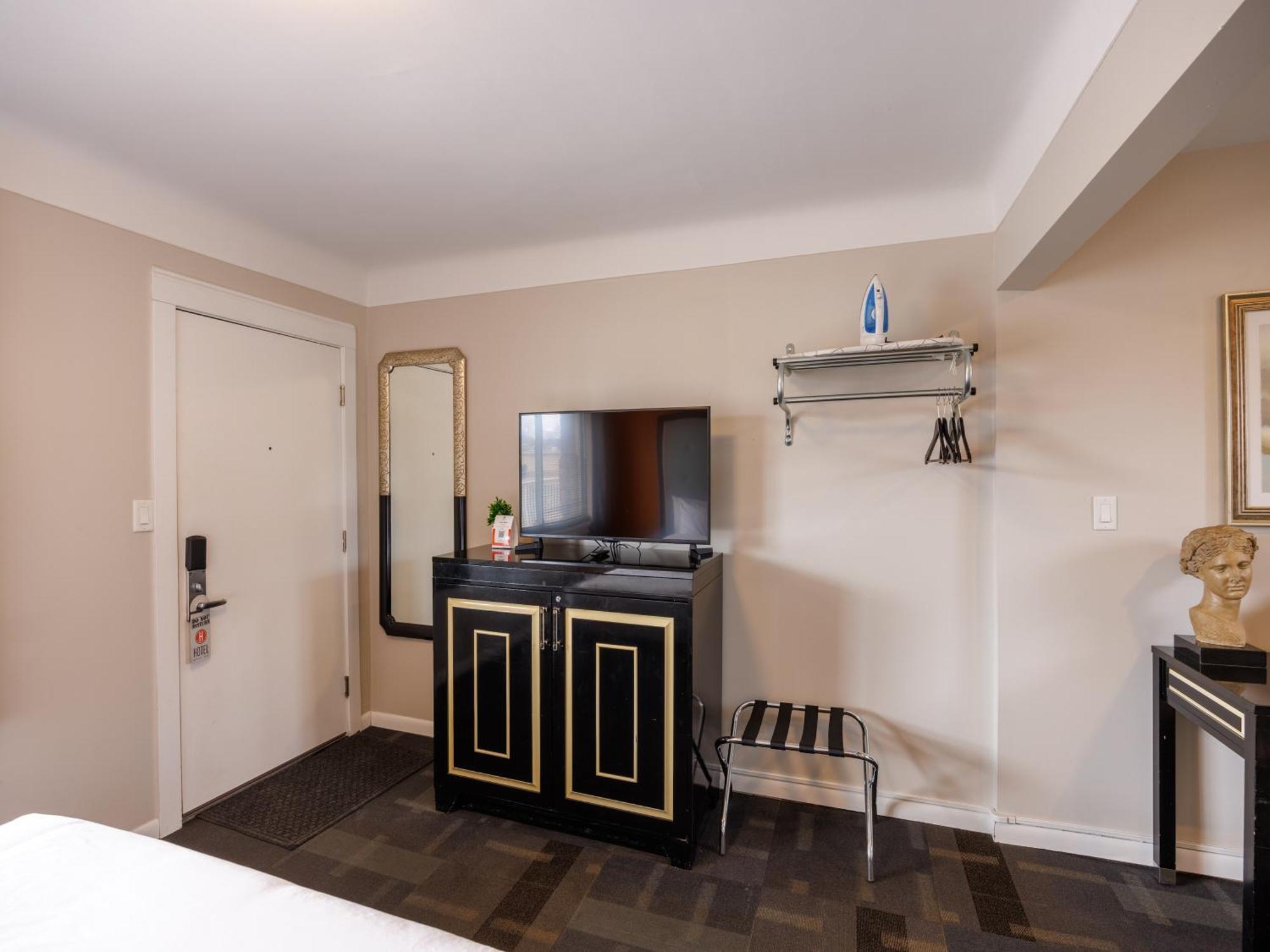 Hotel Ройал-Оук Экстерьер фото